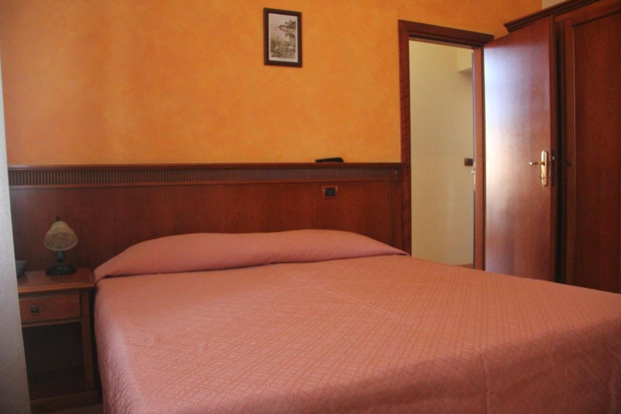 Bed and Breakfast Villino Gregoraci Relais Santa Marinella Exteriér fotografie